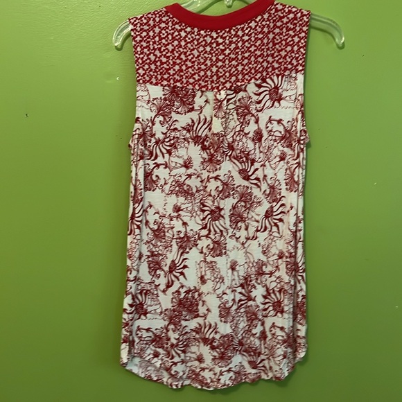 EUC Common Thread Embroidered Top - Picture 5 of 6